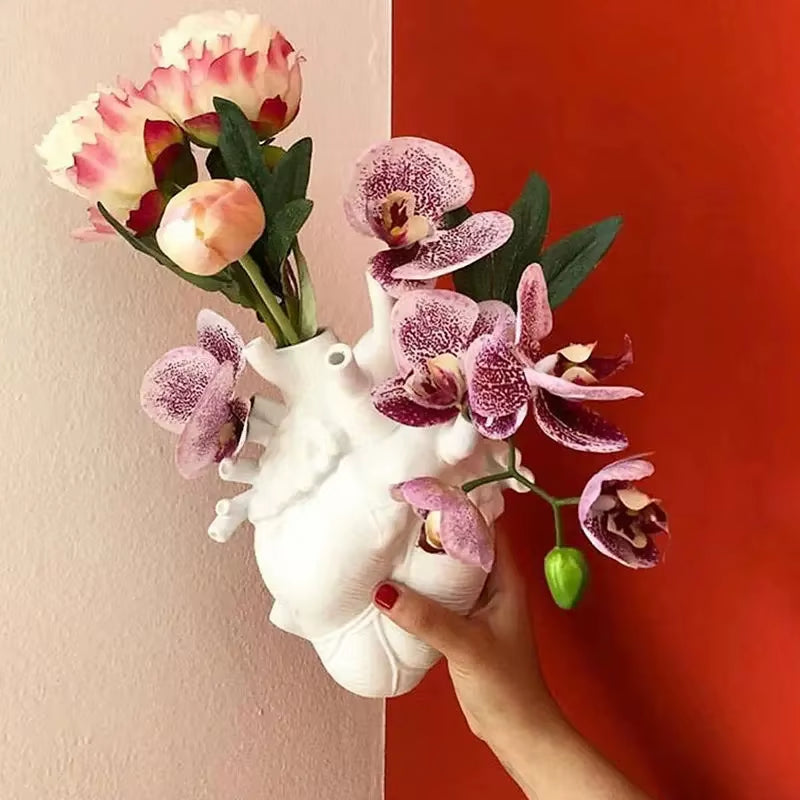 Heart Vase, Home Decoration, Desktop Craft Decoration, Exquisite High-End Interior Vase, Organ Design Flower Box, Halloween Deco